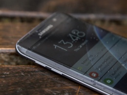 Какие смартфоны Samsung обновит до Android Oreo следующими