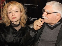 Шок-контент: В сети обсуждают фото раздетых Джигарханяна и Цымбалюк-Романовской (фото)