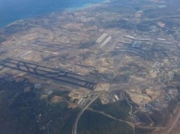 Новый гигантский аэропорт Стамбула получил первую взлетно-посадочную полосу (видео)