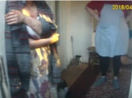Запорожанка побила соперницу табуретом по голове: Полиция опубликовала видео