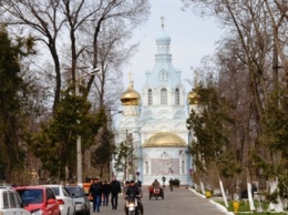 В преддверии Дня освобождения Одессы воинские захоронения и мемориалы приводят в порядок