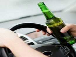 Патрульные продолжают останавливать пьяных водителей