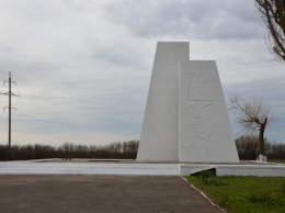 Первый вице-мэр Одессы проверил состояние монументов Пояса Славы. Фото