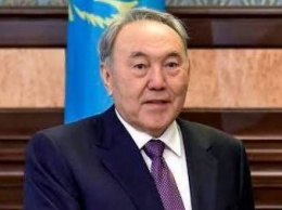 Назарбаев назвал "требованием времени" введение в школах Казахстана обучения на английском языке