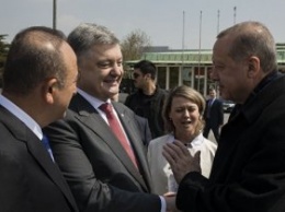 Порошенко и Эрдоган встретились в аэропорту Стамбула