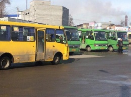 В поминальные дни в Каменском будут курсировать дополнительные автобусные маршруты
