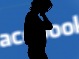 Facebook заплатит пользователям за утечки