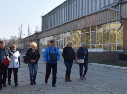 В Северодонецке собирают подписи и хотят устроить митинг против закрытия Ледового дворца спорта