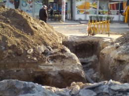 В центре Каменского перекрыли дорогу: «Горгаз» ликвидирует последствия аварии
