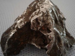 В днепровском планетарии показали редкий метеорит