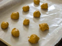 Простой 2-ингредиентный рецепт бомбы с медом манука и куркумой