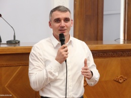 Александр Сенкевич поблагодарил активных жителей Николаева за поддержку в тяжелое для него время