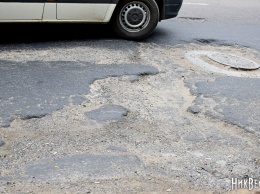 Мэрия Николаева показала аварийные дороги на территории города, которые должна отремонтировать областная служба автодорог