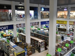 Более 60 торговых центров Севастополя опасны - прокуратура