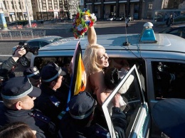 Этот день в истории: Киев принимает "воров в законе", женщины просят выпустить из тюрьмы Юлию Тимошенко