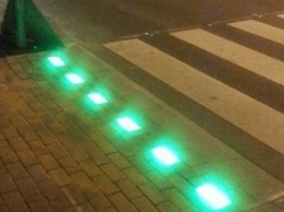 Испанские города «украсили» переходами для «смартфонозависимых» пешеходов