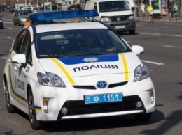 Украинских полицейских научат подрезать автомобили