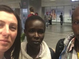В аэропорту "Борисполь" не хотели пропускать кенийских бегунов, которые едут на марафон в Харьков (ФОТО)