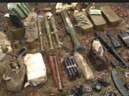 В Луганске нашли арсенал краденого оружия