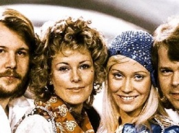 Группа "ABBA" впервые за 35 лет решила выпустить новые треки