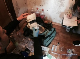 Полиция накрыла нарколабораторию 20-летнего николаевца