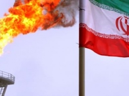 У Ирана начались проблемы с продажей нефти - Bloomberg