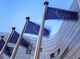 Еврокомиссар пригрозила США «тройной реакцией» в случае введения пошлин на продукцию ЕС