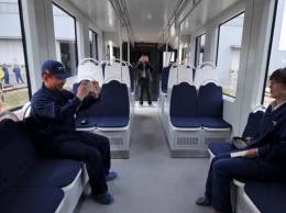 Подземные тоннели или струнные рельсы: на что заменят автобусы и троллейбусы в России