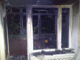 Ночной пожар в многоэтажке: Спасатели эвакуировали людей (ФОТО)
