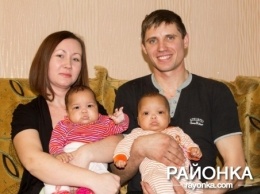 Семья из Запорожской области просит помощи для своей приемной дочурки (ФОТО)