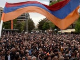 В Армении протесты парализовали транспортную систему, а в правящей партии сделали громкое заявление