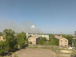 К тушению пожара в Балаклее подключилась авиация