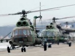 Януковича вывезли из-под Мелитополя на российских военных вертолетах Ми-8