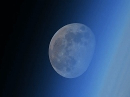 Российский космонавт показал "исчезающую" Луну