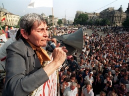 В Румынии умерла правозащитница и диссидент Дойна Корня