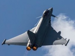 Над Черным морем британские истребители Тайфун перехватили самолет РФ
