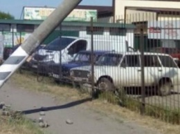 В Запорожской области авто на большой скорости врезалось в столб, - ФОТО