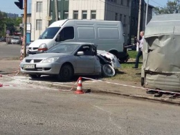 Пользователи соцсети стали защищать виновника страшного ДТП на Космической