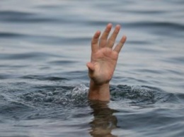 На пляже «Золотой берег» в Чернигове пропал спортсмен. Вероятно, он утонул