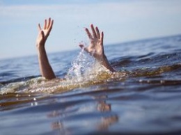 В Черновцах водолазы достали из дна реки тело студента-иностранца