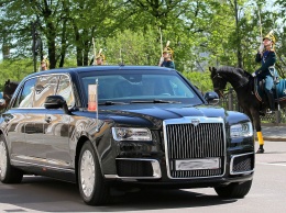 Фото, характеристики и дата начала продаж «русского Rolls-Royce», на котором на котором Путин приехал на инаугурацию