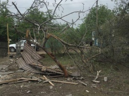 В Луганской области из-за боевых действий разрушены 2 дома, обесточена подстанция