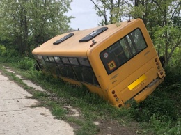 В Одесской области школьный автобус попал в ДТП - у машины отказали тормоза