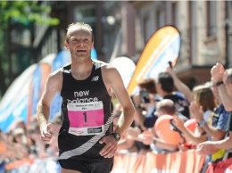 Бегун из Днепра победил на марафоне в Германии (Видео)