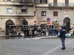 "Опаснее, чем терроризм": В Риме с начала года сгорели 10 городских автобусов