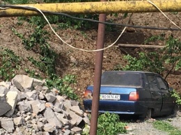 Оползень снес несколько домов в селе под Мукачево. Фото и видео