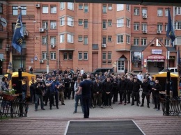 9мая в Киеве: "Интер" блокировали за "неправильный" концерт ко Дню Победы