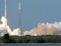 SpaceX отменила запуск Falcon 9 за минуту до старта