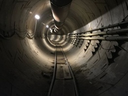 Маск пообещал тестовые поездки по тоннелю под Лос-Анджелесом в скором времени