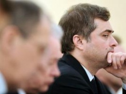 Что изменит отставка Суркова: три варианта развития ситуации на Донбассе